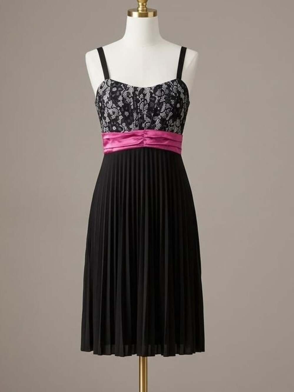 Vintage Plus Size 2X Taboo Black Lace Pleated Cocktail Dress with Hot Pink Sash